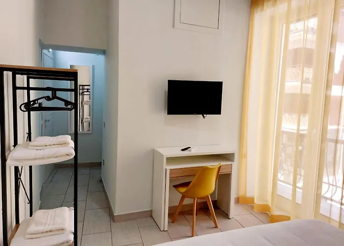 Al Centro Nocleg ze śniadaniem Frattamaggiore